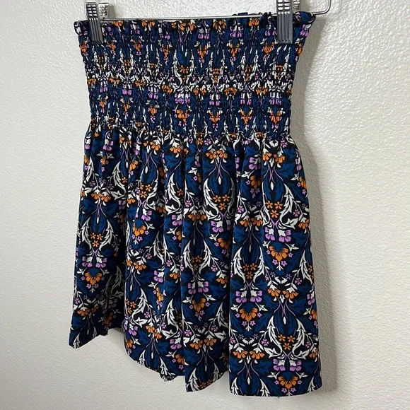 JOY JOY Blue OLIVIA Print Smocked Shorts, NWT - Picture 3 of 10